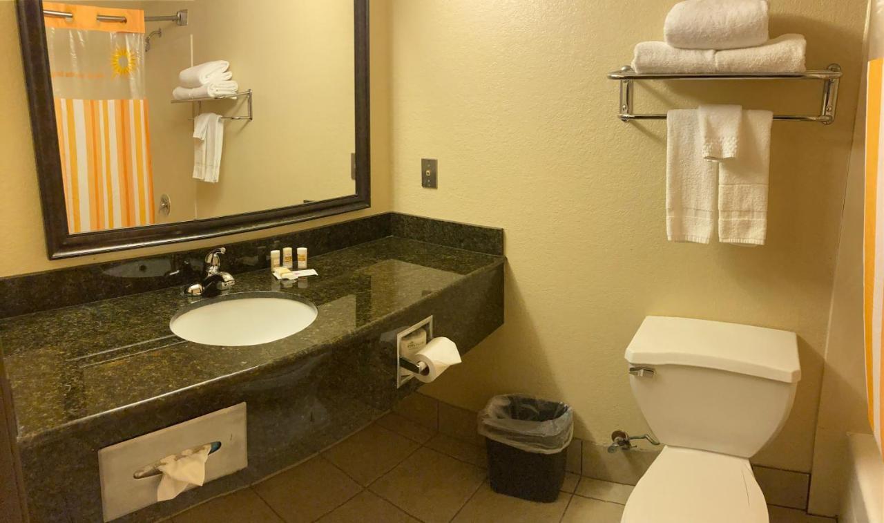 Hotel La Quinta By Wyndham Davis Exterior foto